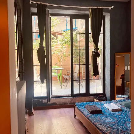Shiva Apartment Istanbul